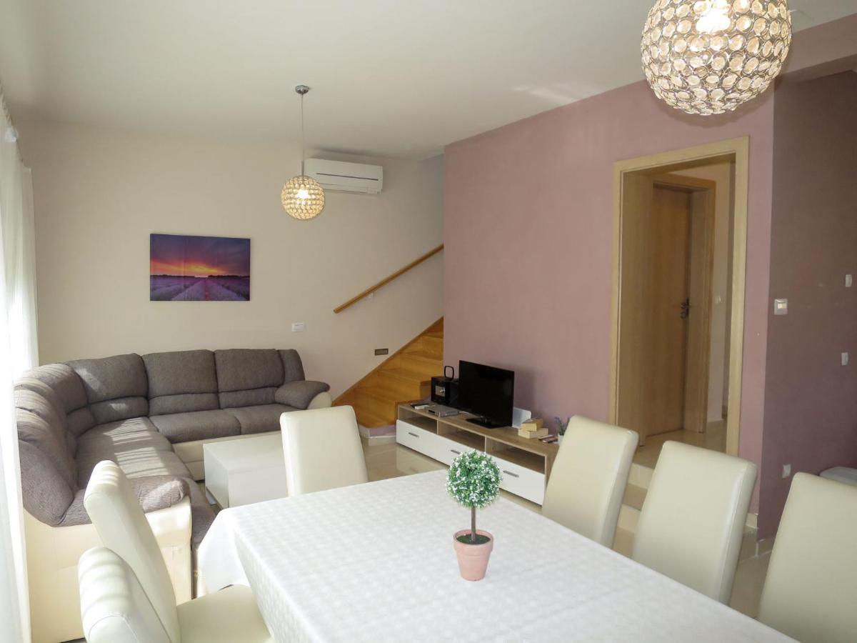 Holiday Home Silvija - Zad107 By Interhome Zara Esterno foto